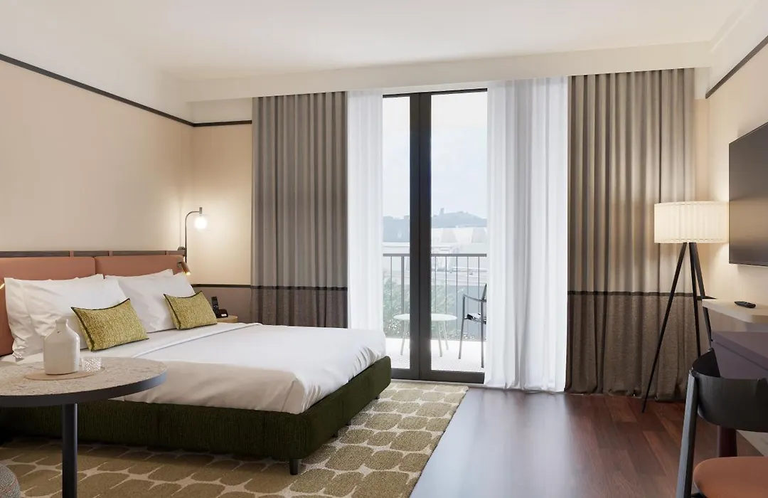 Ramada Plaza By Wyndham Milano-1